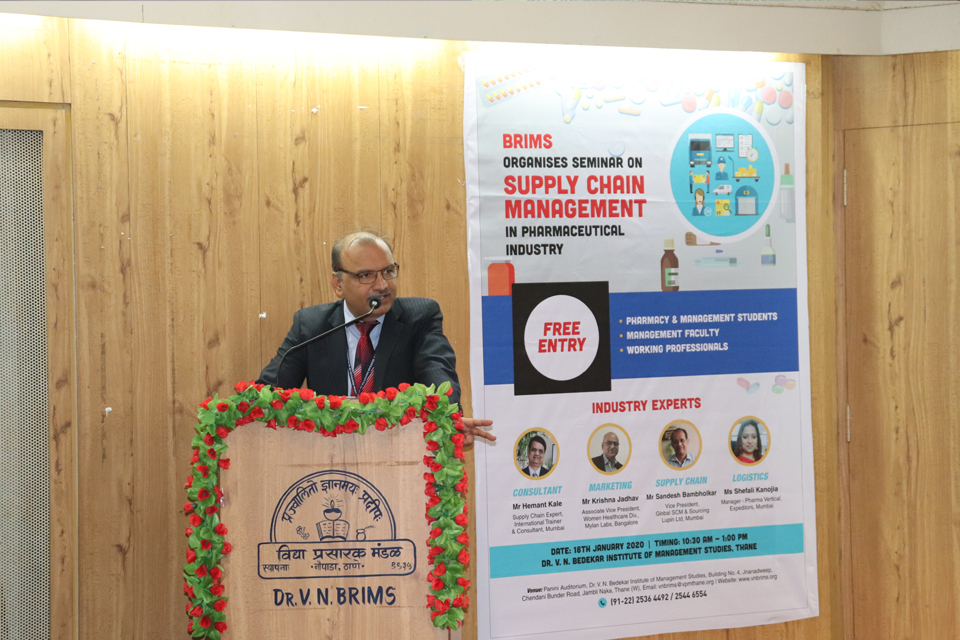 BRIMS Director, Dr Nitin Joshi giving a Welcome Address to the delegates of the Seminar 