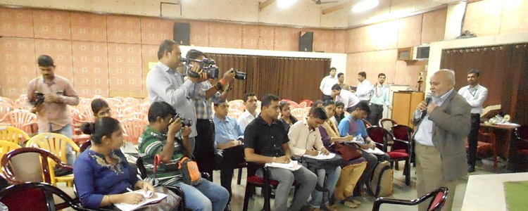 Vijay Bedekar Chairman at Dr. V. N. Bedekar Thane College, Conference meet at Dr. V. N. Bedekar Thane College